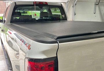 2014-2018 Chevy / GMC 1500, Access Vanish® Roll-Up Tonneau Cover